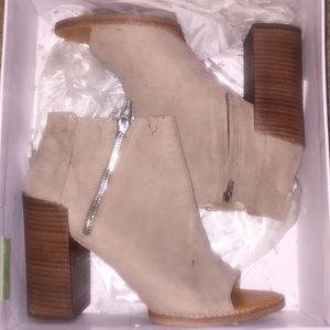 Dolce vita mercy grey suede heels